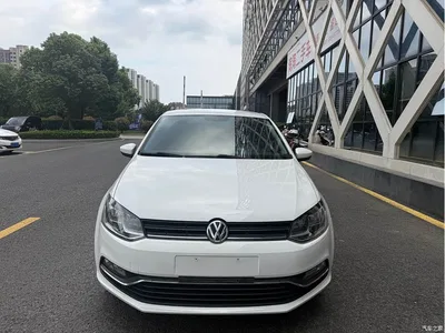 2014 Volkswagen Polo 1.6L Automatic Comfort Edition, фото 3, лот 10900008