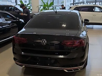 2023 Volkswagen Magotan Model 2 Million Commemorative Edition 330TSI DSG Luxury, фото 4, лот 10433106