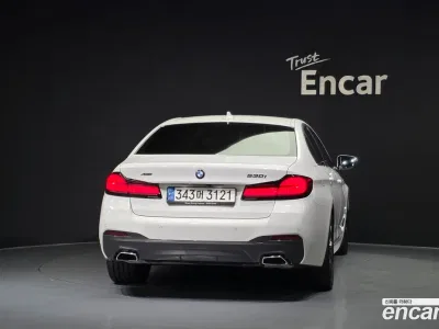 2021 BMW 5-Series 530i M Sport Package, фото 4, лот 10205851