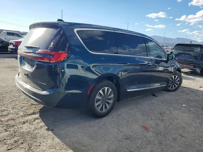 2023 CHRYSLER PACIFICA HYBRID LIMITED, фото 3, лот 10867978