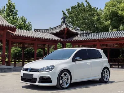 2011 Volkswagen Golf (Import) 2.0TSI R, фото 1, лот 10473752