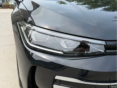 2025 Volkswagen Passat Pro 380TSI Dragon Glory Edition, фото 4, лот 10442287