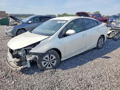 2018 TOYOTA PRIUS TWO, фото 1, лот 10575868