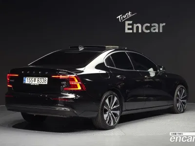 2024 Volvo S60 B5 Ultimate Bright, фото 2, лот 10128798