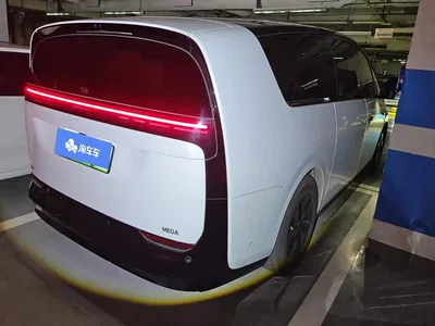 2024 Li Auto MEGA Ultra, фото 3, лот 10446357