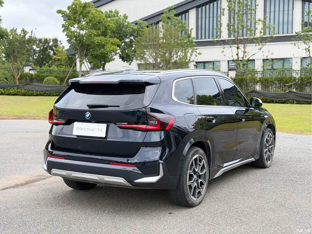 2023 BMW iX1 xDrive30L X Design Package, фото 3, лот 10429350