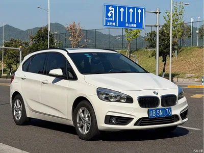 2015 BMW 2 Series Tourer (Import) 218i Leading Type, фото 1, лот 10472446