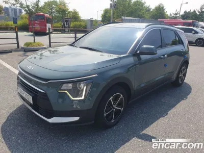 2023 Kia Niro Prestige, фото 3, лот 10077750