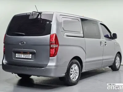 2016 Hyundai Starex 5-Seater VAN, фото 1, лот 10191704