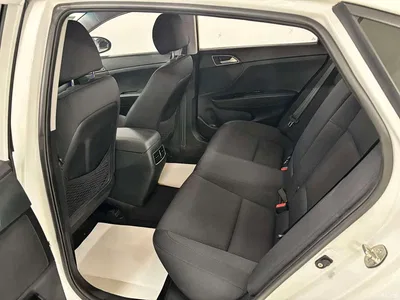 2016 Hyundai Mistra 1.8L Manual Comfort GL, фото 2, лот 11586284