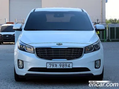 2017 Kia Canival 6-seater Wheelchair lift, фото 1, лот 11191822