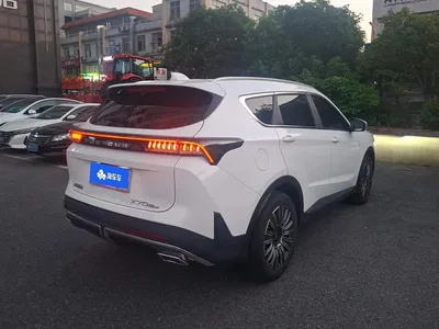 2025 Jetour X70 PLUS 1.5T Luxury Edition 5-Seater, фото 3, лот 10393782