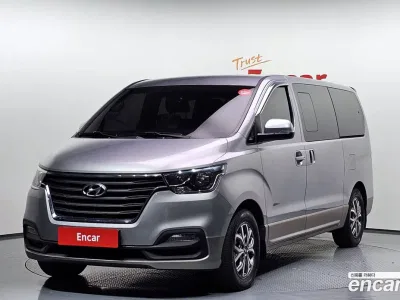 2019 Hyundai Starex Urban 9-Seater, фото 1, лот 10191633