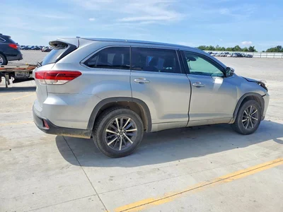 2018 TOYOTA HIGHLANDER XLE, фото 3, лот 10526730