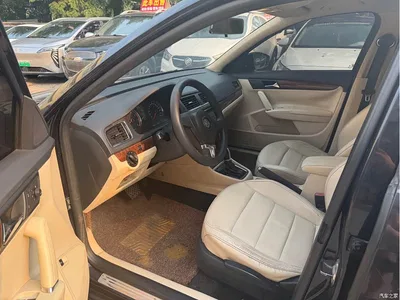 2013 Volkswagen Lavida Model 1.4TSI DSG Luxury, фото 4, лот 10429039