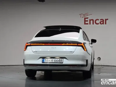 2025 Kia K8 Signature, фото 2, лот 10067963