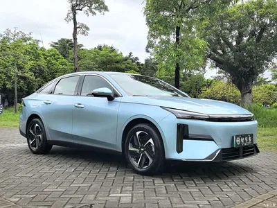 2025 Geely Galaxy Galaxy L6 EM-i 140km Starship Edition, фото 3, лот 10429321