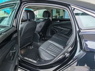 2024 Volkswagen Passat 380TSI Dragon Glory Edition, фото 3, лот 10439492