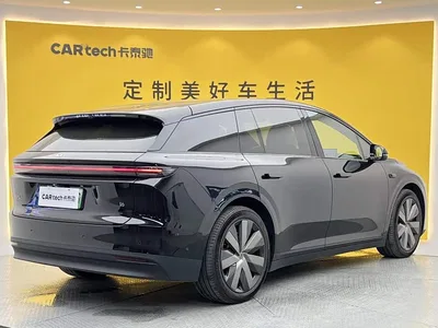2025 Li Auto i6 4WD Base Model, фото 4, лот 10888229