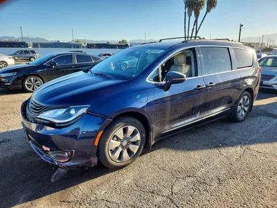 2018 CHRYSLER PACIFICA HYBRID LIMITED, фото 1, лот 10869155
