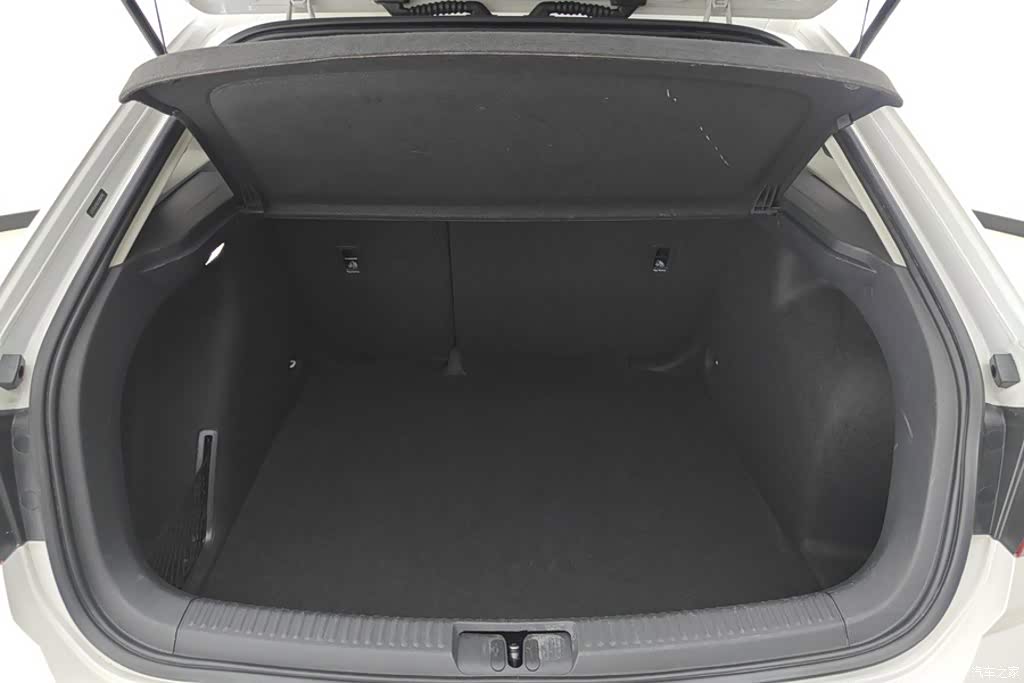 2015 Volkswagen Lavida Tour 1.6L Automatic Comfort Edition, фото 4, лот 11213335