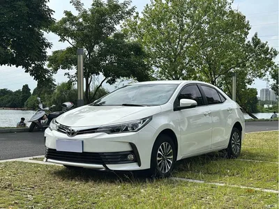 2017 Toyota Corolla Facelift 1.2T S-CVT GL, фото 1, лот 11548709