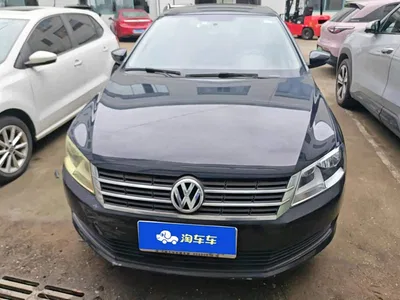 2013 Volkswagen Lavida Facelift Classic 1.6L Manual Trend, фото 2, лот 10270972