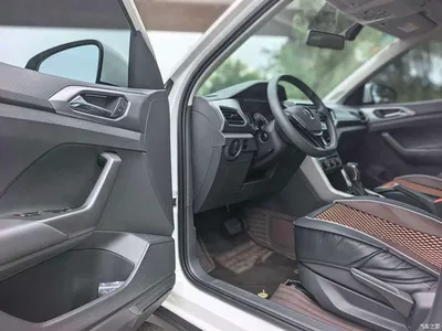 2020 Volkswagen T-Cross 280TSI DSG Comfort Edition, фото 3, лот 11138137