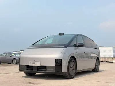 2024 Li Auto MEGA Ultra, фото 1, лот 10446039