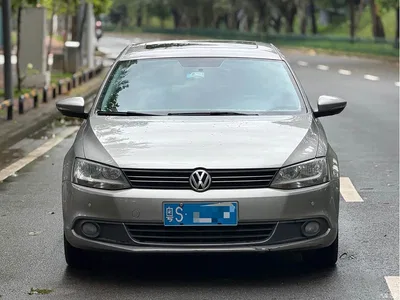 2012 Volkswagen Sagitar 1.6L Automatic Comfort Type, фото 4, лот 10457202
