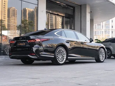 2024 Lexus LS Model 500h Executive Edition, фото 3, лот 10400441