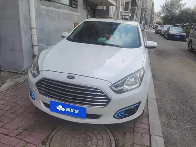 2015 Ford Escort 1.5L Automatic Fashion, фото 2, лот 10280126