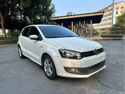 2011 Volkswagen Polo 1.6L Automatic Cool Edition, фото 2, лот 11140734