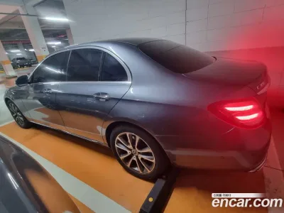 2019 Mercedes-Benz E-Class E300 4MATIC Avnatgarde, фото 2, лот 10076372