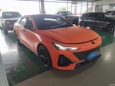2023 Changan UNI-V 1.5T Luxury Edition, фото 4, лот 11138129