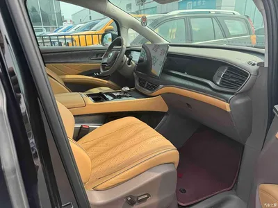 2022 Denza D9 DM-i 1040 Premium, фото 3, лот 10777719