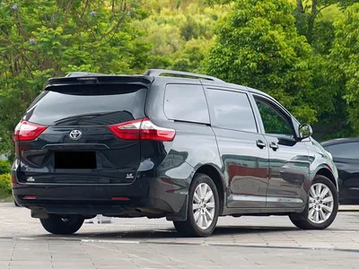 2015 Toyota Sienna 3.5L 4WD L, фото 3, лот 10296810