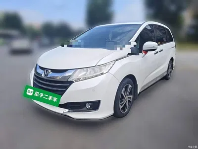 2015 Honda Odyssey Facelift 2.4L Supreme Edition, фото 2, лот 10438381