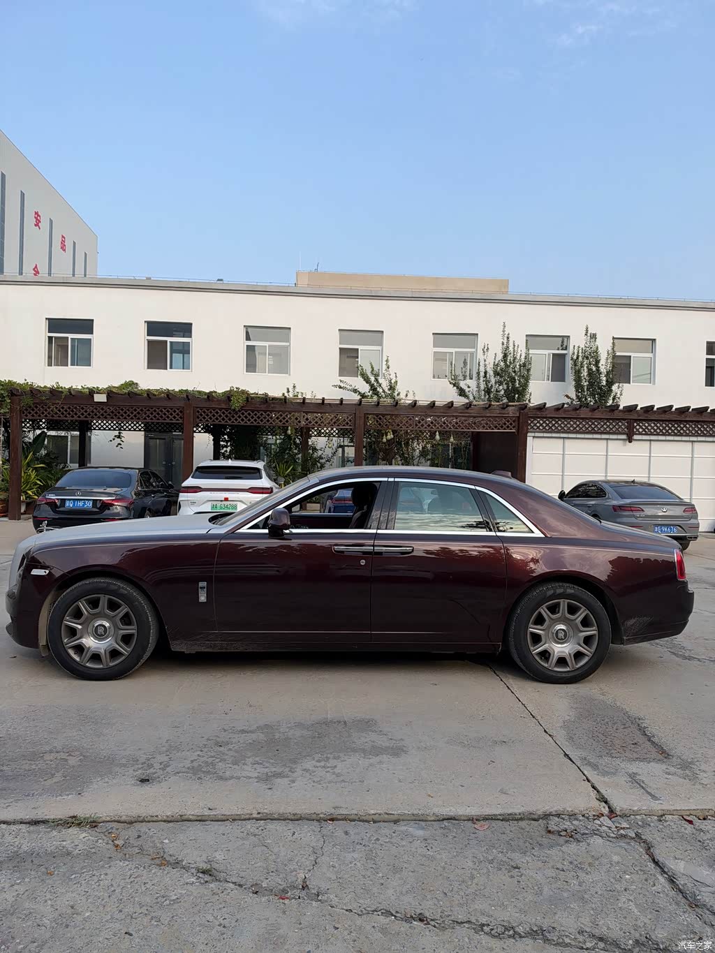 2015 Rolls-Royce Ghost Series II Standard, фото 3, лот 11215259
