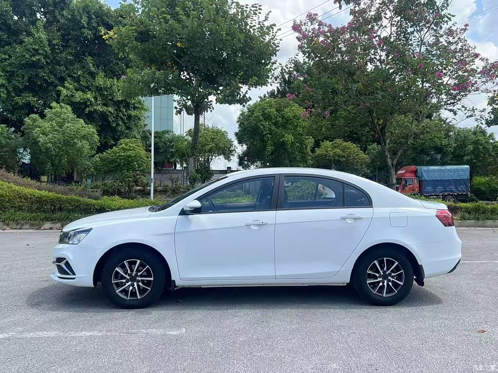 2019 Geely Emgrand Leading Edition 1.5L Manual Luxury Type China V, фото 4, лот 11222303