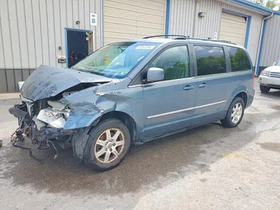 2010 CHRYSLER TOWN & COUNTRY TOURING, фото 1, лот 10864231