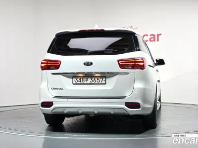 2019 Kia Canival 9-Seater Luxury, фото 4, лот 11190601