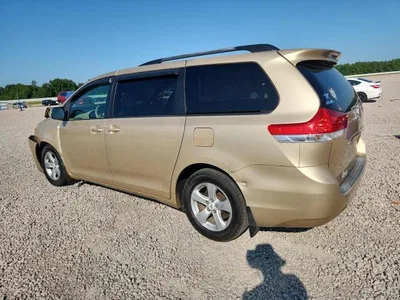 2012 TOYOTA SIENNA LE, фото 2, лот 10531720