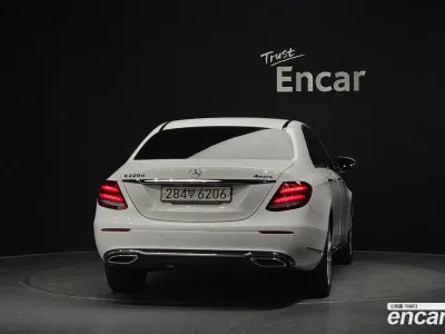 2018 Mercedes-Benz E-Class E220d 4MATIC Exclusive, фото 4, лот 10163324