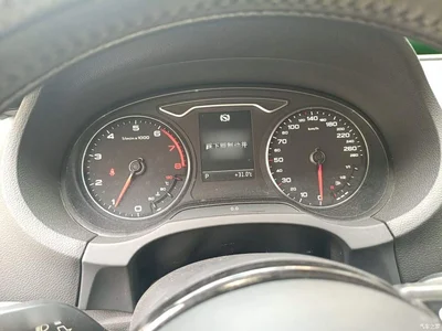 2015 Audi A3 Limousine 40 TFSI Automatic Comfort, фото 4, лот 10694124