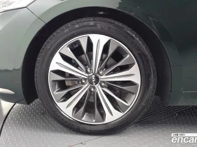 2023 Kia K8 Signature, фото 4, лот 10334771