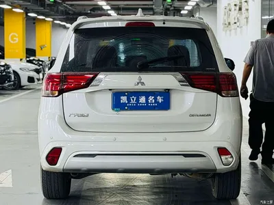 2021 Mitsubishi Outlander 2.4L 4WD Deluxe Edition 7-Seater, фото 4, лот 10270848