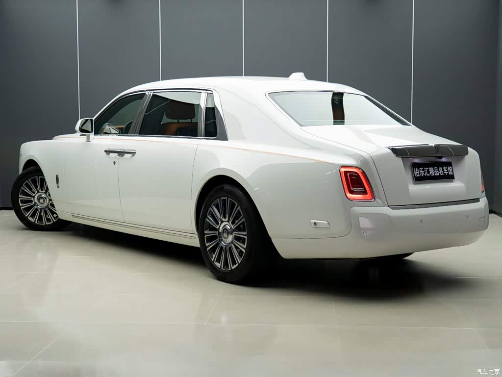 2018 Rolls-Royce Phantom, фото 4, лот 11199595