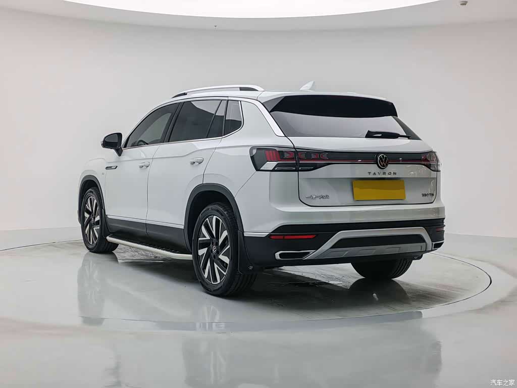 2024 Volkswagen Tayron 300TSI 2WD Luxury Plus Advanced, фото 4, лот 11216474