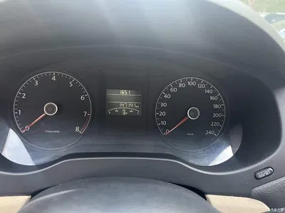 2012 Volkswagen Sagitar Model 1.6L Manual Comfort, фото 4, лот 10765639